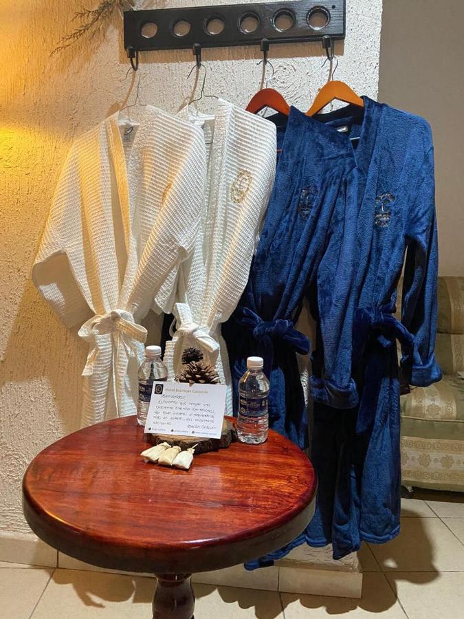 הואסקה דה אוקמפו Hotel Boutique Calderon מראה חיצוני תמונה