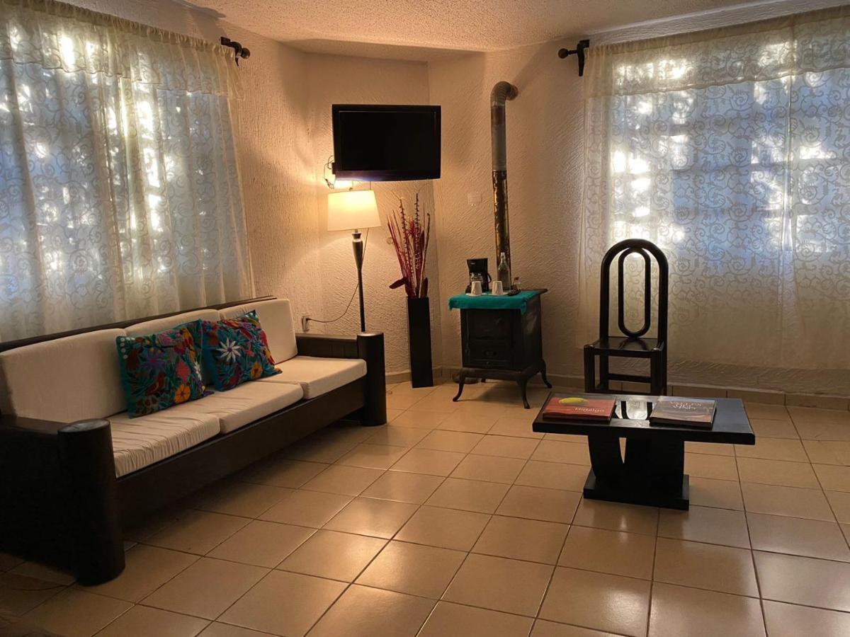 הואסקה דה אוקמפו Hotel Boutique Calderon מראה חיצוני תמונה