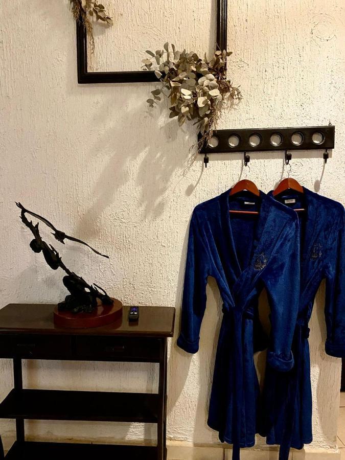 הואסקה דה אוקמפו Hotel Boutique Calderon מראה חיצוני תמונה