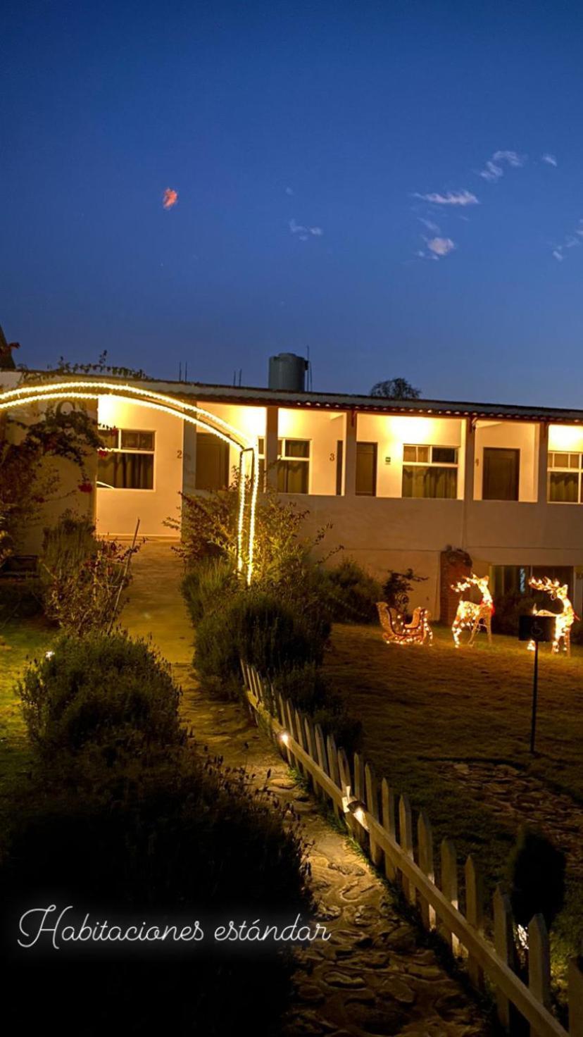 הואסקה דה אוקמפו Hotel Boutique Calderon מראה חיצוני תמונה